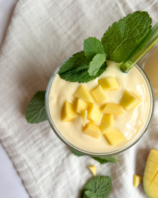 Mango lassi