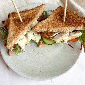 Clubsandwich med kylling og bacon