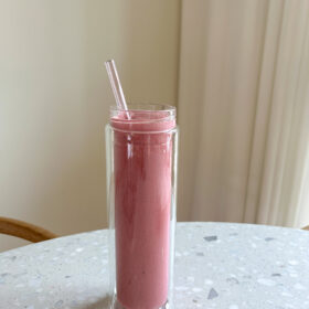 jordbærsmoothie med hytteost